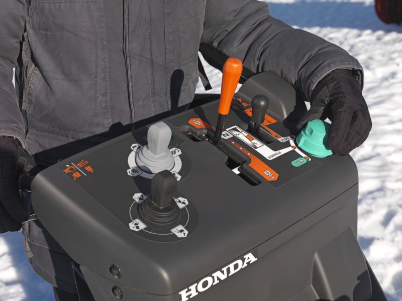 Hybridní sněhová fréza Honda HSM 1390i2 ETDR - Kliknutím na obrázek zavřete