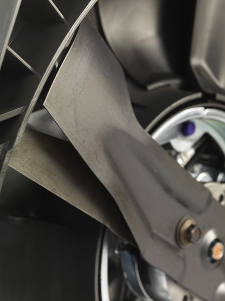 Motorová sekačka s pojezdem Honda HRG 466 SK - Kliknutím na obrázek zavřete