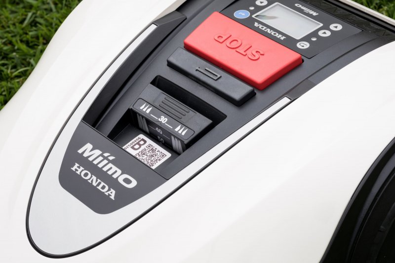 Robotická sekačka Honda Miimo HRM 40 E - Kliknutím na obrázek zavřete