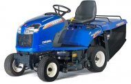 Komunální traktor ISEKI SXG 216 mechanicky vyklápěný koš