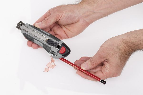 KRT000304 - Odlamovací nůž 18 mm včetně ořezávátka na tužky - Kliknutím na obrázek zavřete